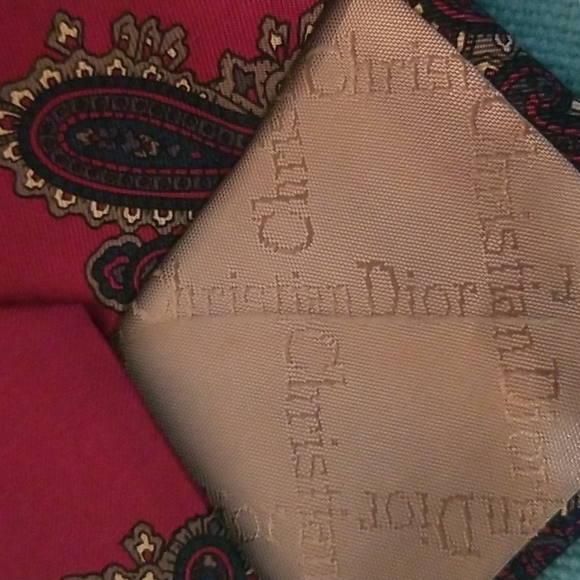 Christian Dior Silk Tie - Picture 4 of 11